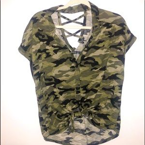 No Boundaries Size 19 Top